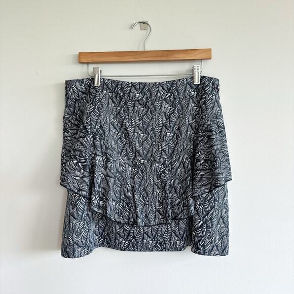 Daily Sports Patterned Layered Mid Rise Pull On Golf Skort Black L - Picture 1 of 6